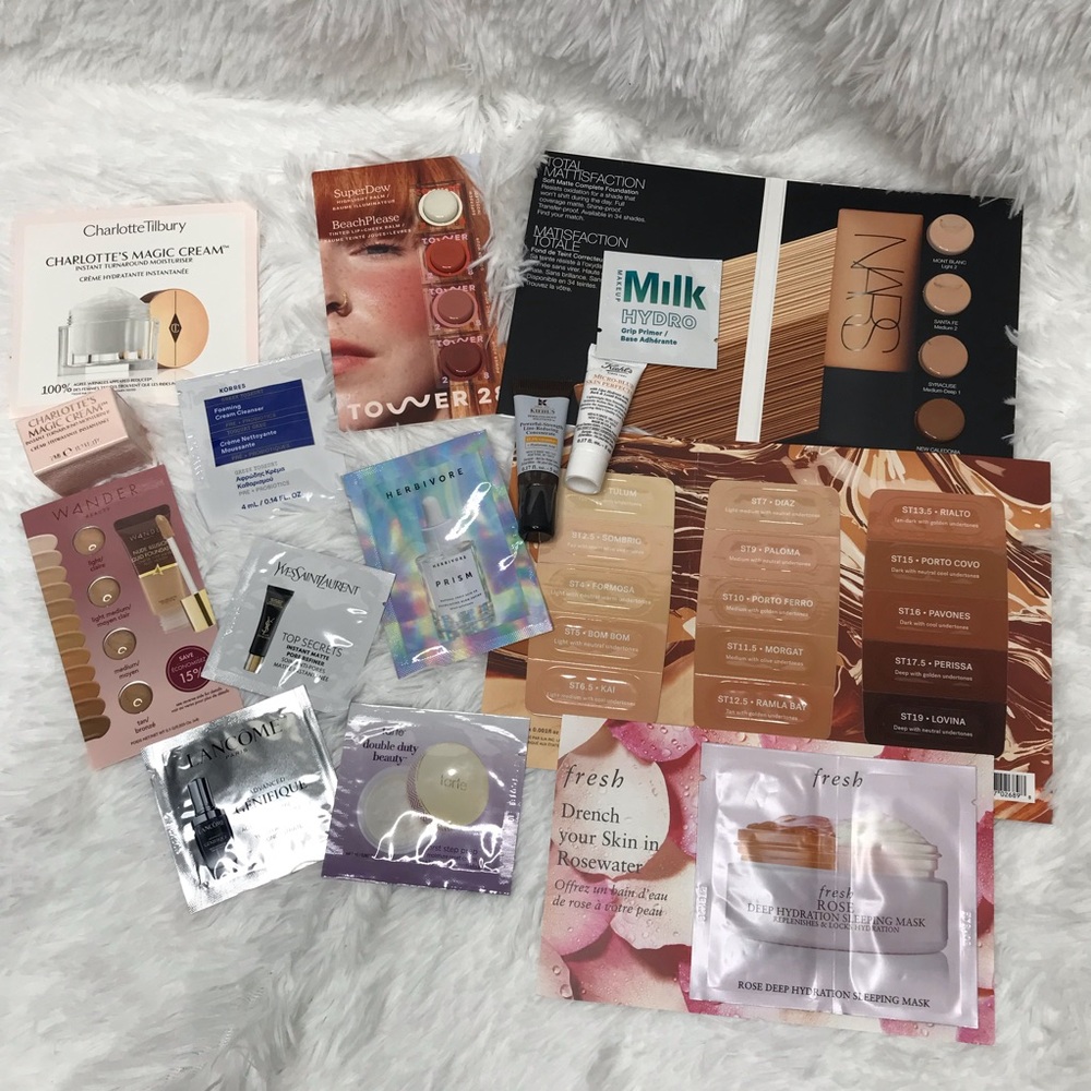 Sample bundle including Ilia, Charlotte Tilbury, Kiehl’s, Lancôme and many more